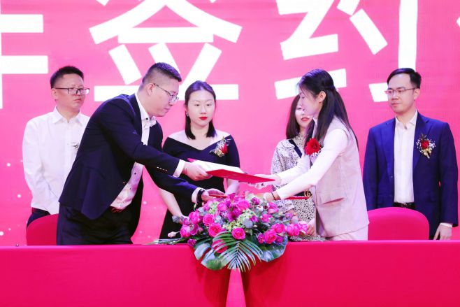 热烈庆祝！王麻子第四季度新品品鉴会圆满举办！.jpg